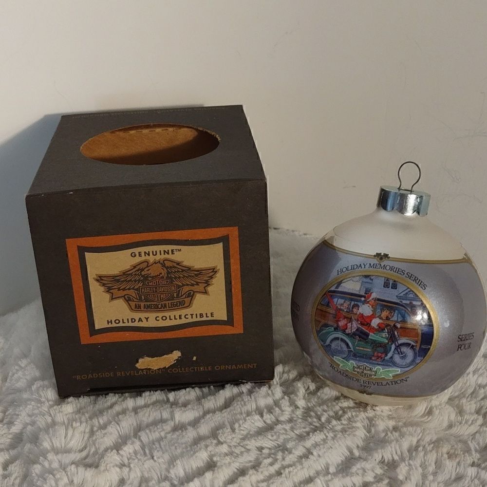 Vtg Harley Davidson "Roadside Revelation" Bulb Christmas Ornament
